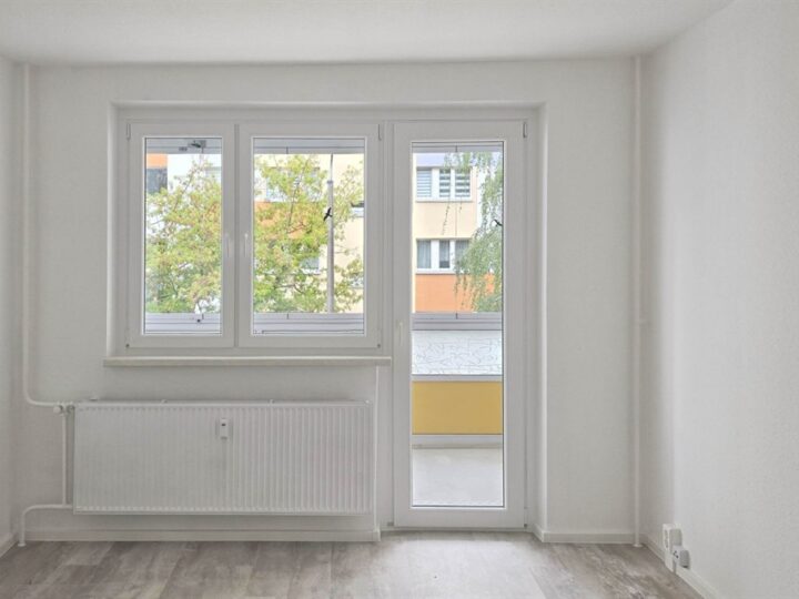 Weitblick inklusive: frisch renoviert im 4. Obergeschoss
